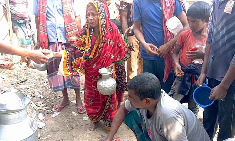 ১০ টাকা লিটার দুধ